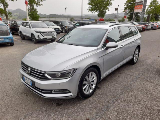 VOLKSWAGEN PASSAT 1.6 TDI SCR DSG Business BMT