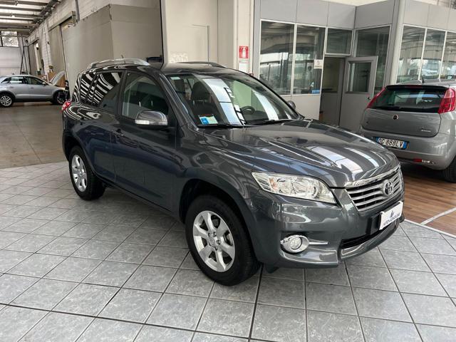 TOYOTA RAV4 2.0 Exclusive - SUPER ACCESSORIATO