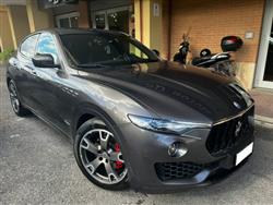 MASERATI LEVANTE V6 Diesel 275 CV AWD Gransport