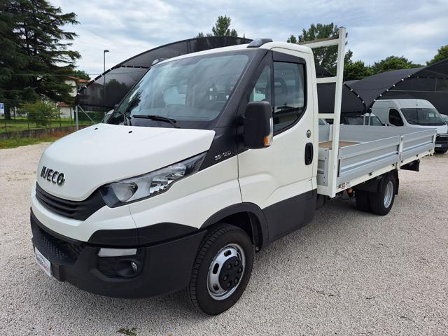 IVECO DAILY 35C12 QUAD-TOR RG 2.3 HPT  PASSO LUNGO N°FT712