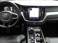 VOLVO XC60 B4 (d) AWD Geartronic R-design