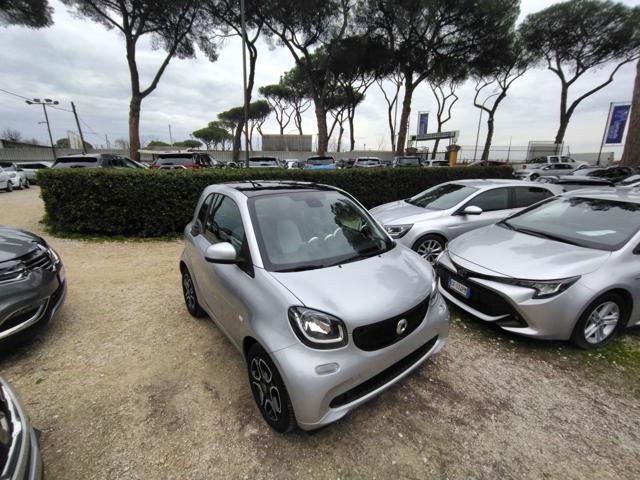 SMART FORTWO 1.0cc PASSION 71cv TETTO PANORAMICO SEDILI RISCALD