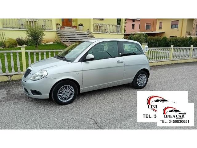 LANCIA Ypsilon LANCIA - Ypsilon 1.4 benzina/gpl - ok neopatentati