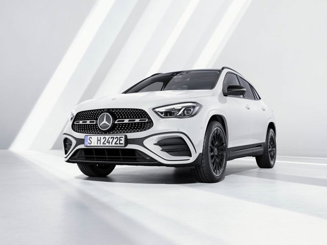 MERCEDES CLASSE GLA 220 d AMG Line Premium 4matic auto