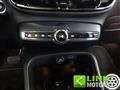 VOLVO XC40 D3 Geartronic Momentum *UNICO PROPRIETARIO*