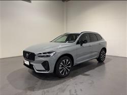 VOLVO XC60 B4 PLUS DARK AUT.