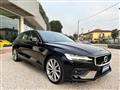 VOLVO V60 B4 (d) Geartronic Momentum Business Pro