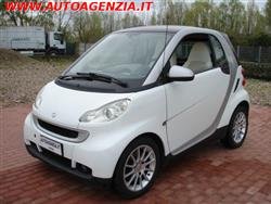 SMART FORTWO 1000 52 kW coupé limited two
