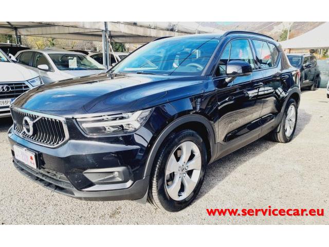 VOLVO XC40 D3 AWD Geartronic Momentum