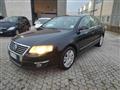 VOLKSWAGEN PASSAT 2.0 16V FSI tip. Highline