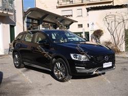 VOLVO V60 CROSS COUNTRY D4 AWD Geartronic (2.400cc 5 Cilindri)