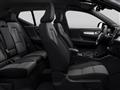 VOLVO XC40 B4 Mild Hybrid automatico Plus Dark - MY25