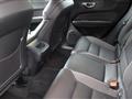 VOLVO XC60 B4 (d) AWD Geartronic R-design