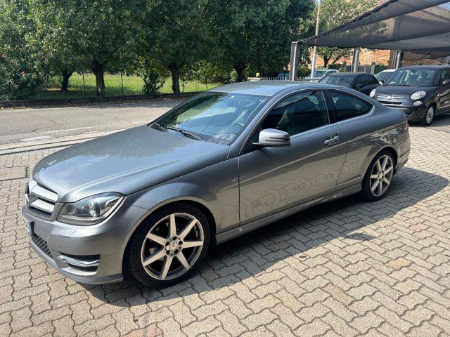 MERCEDES CLASSE C CDI Coupé Avantgarde AMG