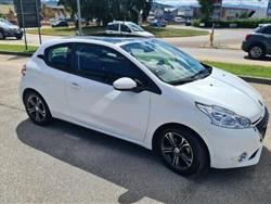 PEUGEOT 208 (2012) PureTech 82 5 porte Allure