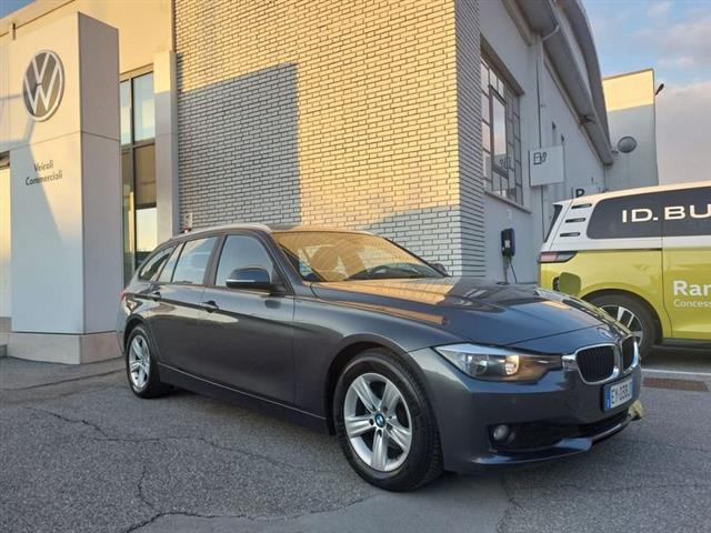 BMW SERIE 3 TOURING 318d Touring Business aut.