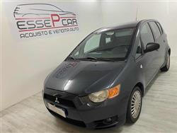 MITSUBISHI COLT 1.1 12V 5p. Invite