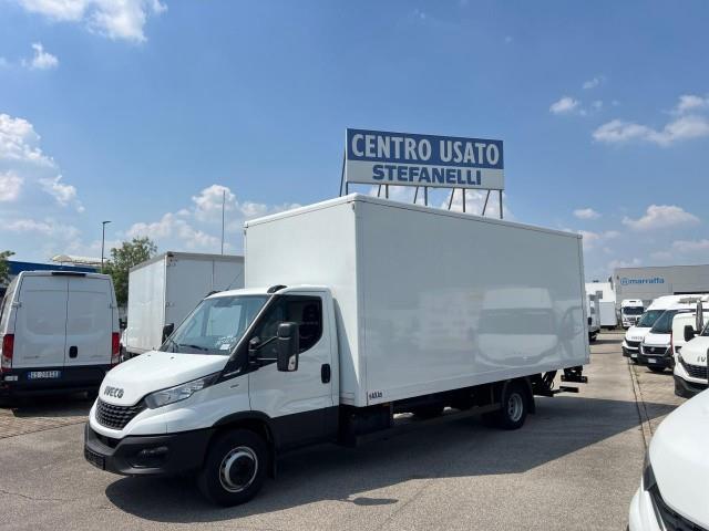 IVECO DAILY 70C18HA8/P BOX + SPONDA Daily 35S16HDV CRV 3.0 HPT PM-TM-DC 5p. Furgone