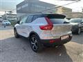 VOLVO XC40 RECHARGE HYBRID T5 Recharge Plug-in Hybrid R-design