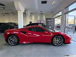FERRARI F8 Tributo