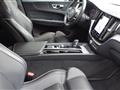 VOLVO XC60 B4 (d) AWD Geartronic R-design