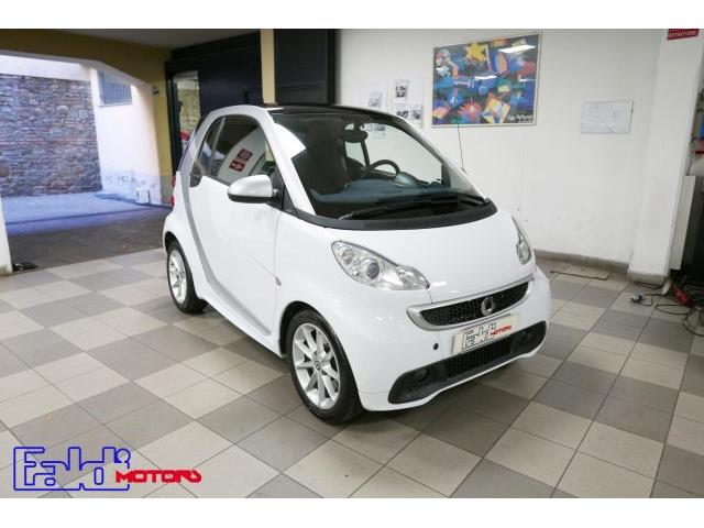 SMART FORTWO 1000 52 kW coupé passion SERVOSTERZO