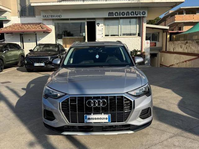 AUDI Q3 35 TDI quattro S tronic Business