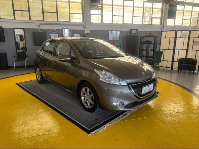 PEUGEOT 208 Peugeot 208 1.4 hdi 8v Access 5p