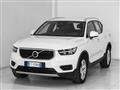 VOLVO XC40 T3 Momentum