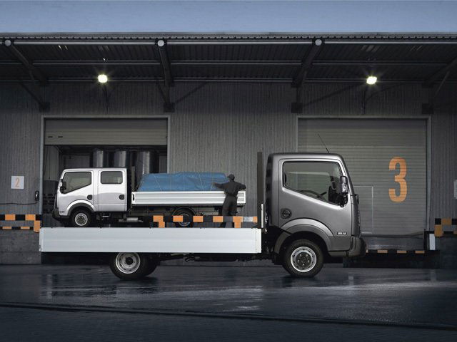 NISSAN NT400 Cabstar 35.15 3.0 TDi 150 CV PC-RG Cabinato