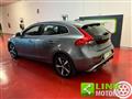 VOLVO V40 D2 R-design Momentum