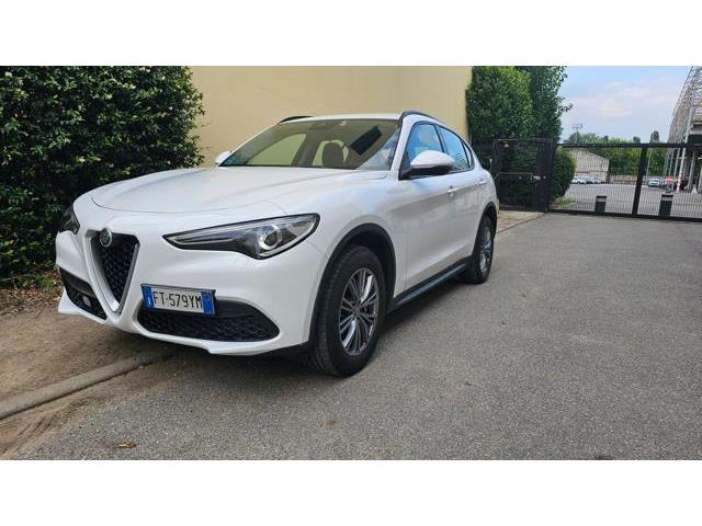 ALFA ROMEO STELVIO 2.0 TURBO AT8 Q4