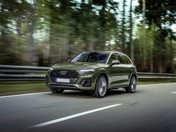 AUDI Q5 40 2.0 TDI MHEV 12V S LINE PLUS QUATTRO S-TRONI