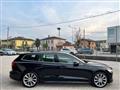 VOLVO V60 B4 (d) Geartronic Momentum Business Pro