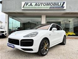 PORSCHE CAYENNE Coupé 4.0 V8 Turbo S E-Hybrid