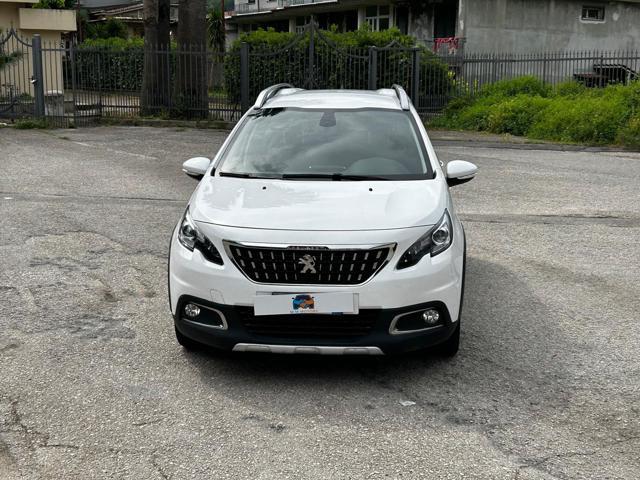 PEUGEOT 2008 (2013) BlueHDi 120 S&S Allure