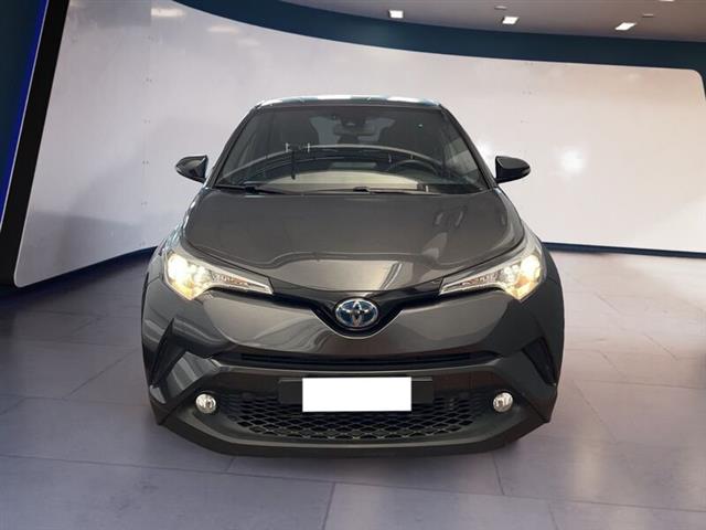 TOYOTA C-HR I 2016 1.8h Active 2wd e-cvt