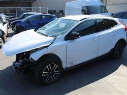 VOLVO V40 CROSS COUNTRY 2.0 D2 120CV BUSINESS CAMBIO MANUALE