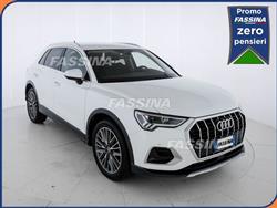 AUDI Q3 35 TDI S tronic Business Advanced