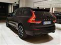 VOLVO XC60 B4 (d) AWD automatico Ultimate Dark