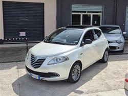 LANCIA Ypsilon 1.2 69 CV 5 porte Platinum