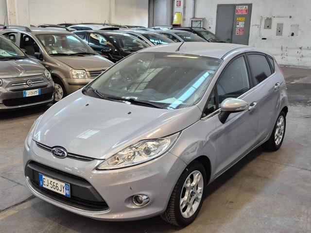 FORD Fiesta 1.2 16V 82CV 5p. Titanium