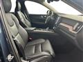 VOLVO XC60 B4 (d) AWD automatico Ultimate Dark