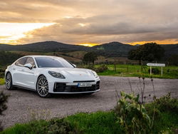 PORSCHE PANAMERA 2.9 4