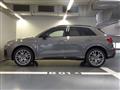 AUDI Q3 45 TFSI e S tronic Identity Black