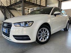 AUDI A3 SPORTBACK SPB 1.6 TDI clean diesel Attraction