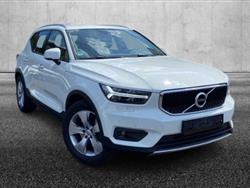 VOLVO XC40 D3 AWD Geartronic Momentum