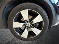 VOLVO XC40 D3 AWD Geartronic Momentum +tetto