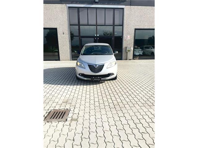 LANCIA YPSILON 1.3 MJT 16V 95 CV 5 porte S&S Silver