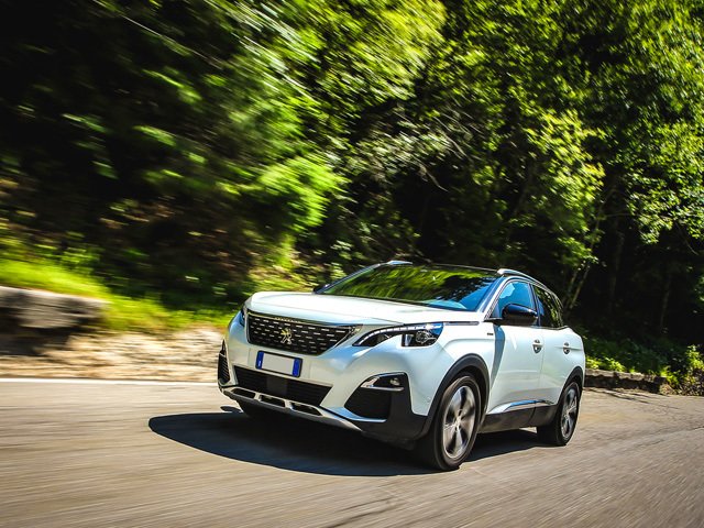 PEUGEOT 3008 BlueHDi 130 S&S EAT8 GT Line